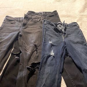 3 pairs of Hollister jeans